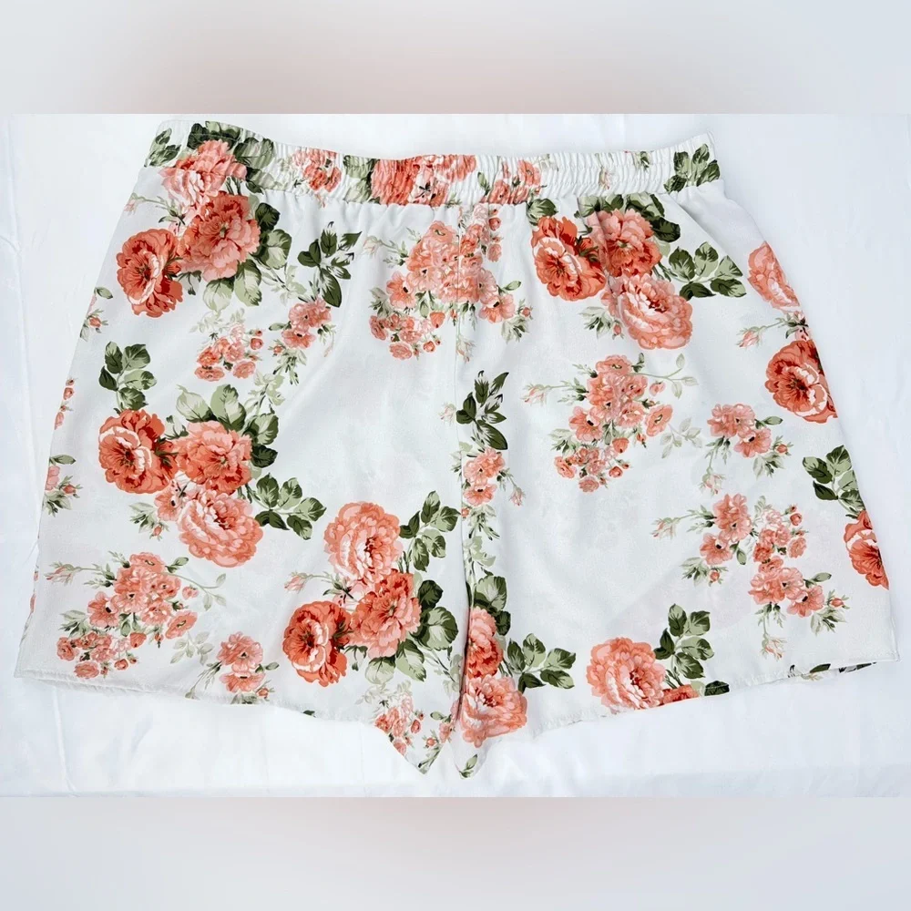 Floral Faux Wrap Style High Waist Women's Shorts - Picture 4 of 4
